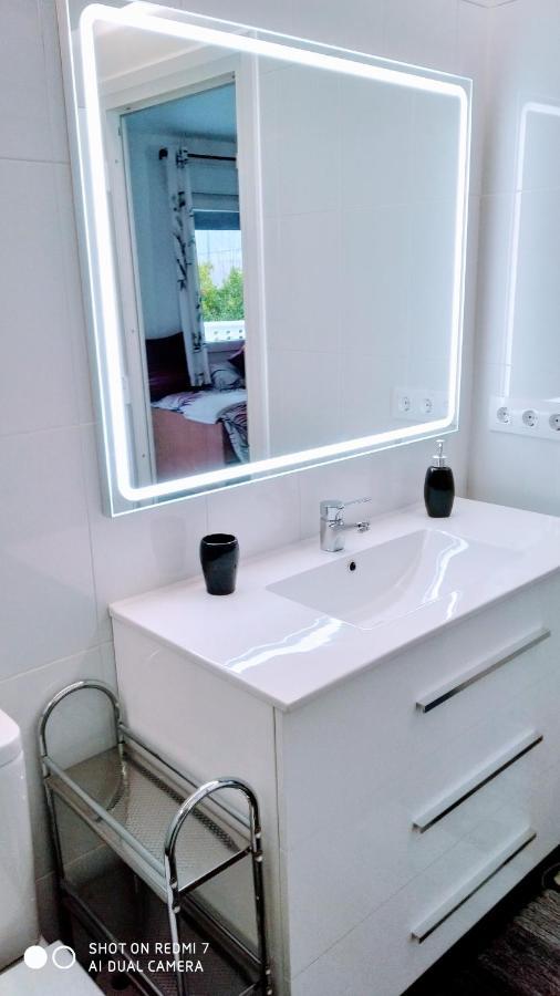 Apartament Perla Tui Zewnętrze zdjęcie